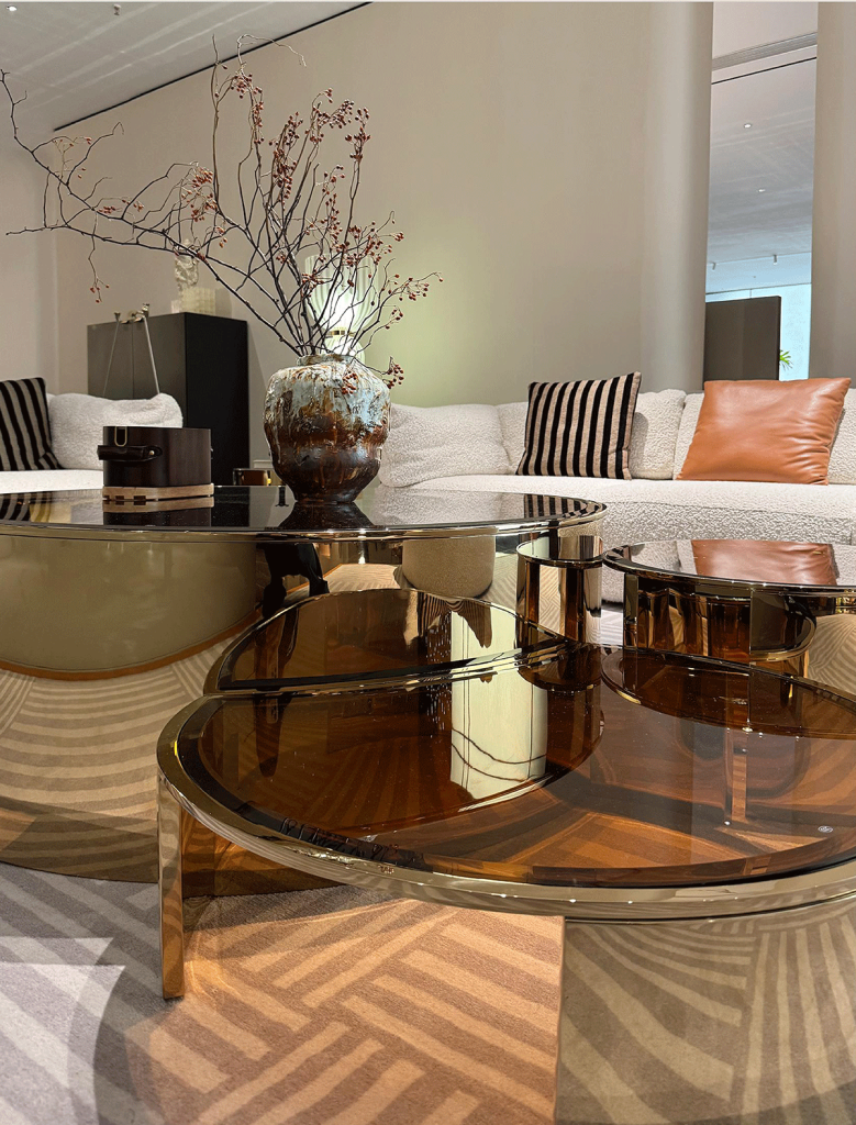 FD10-7 Smoked Amber Glass Three-Piece Nesting Coffee Table Set
