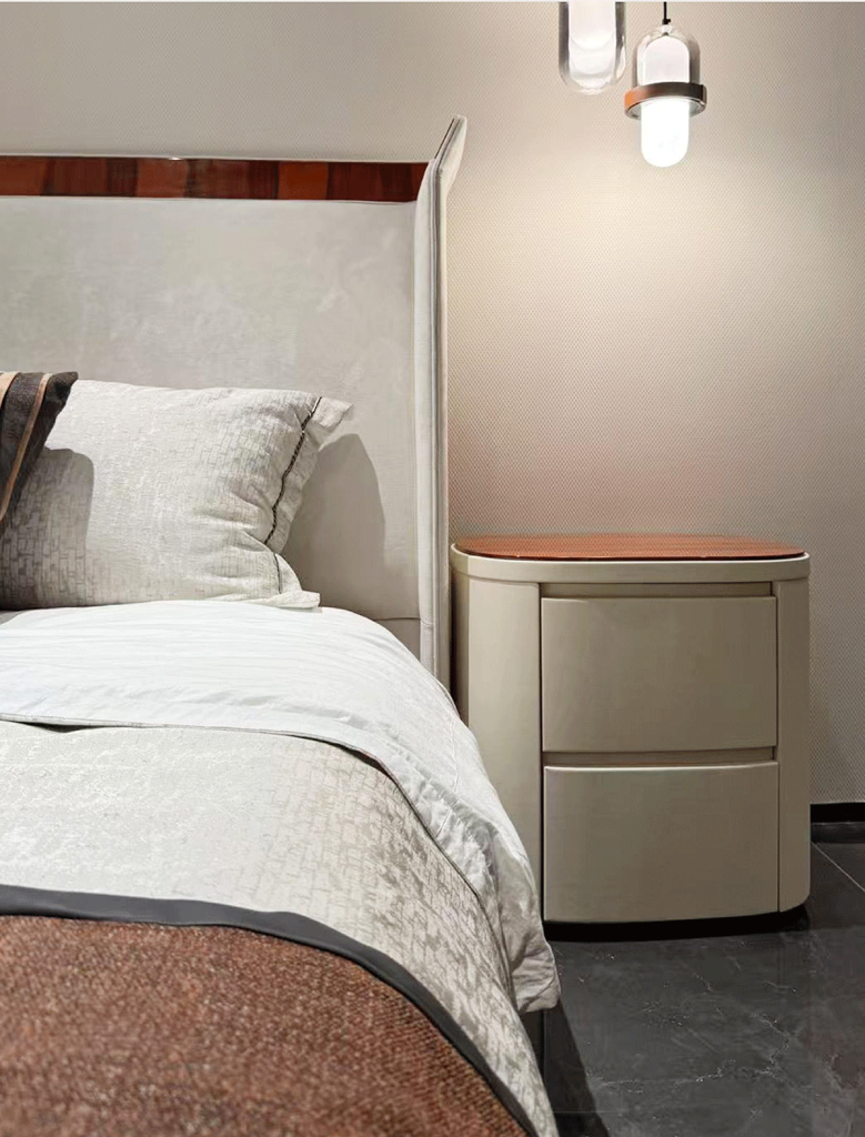 BD-14 Cream Leather Winged Bed