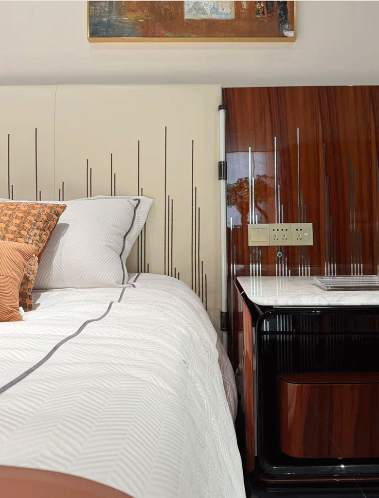 BD-15 Leather & Rosewood Bedroom Suite