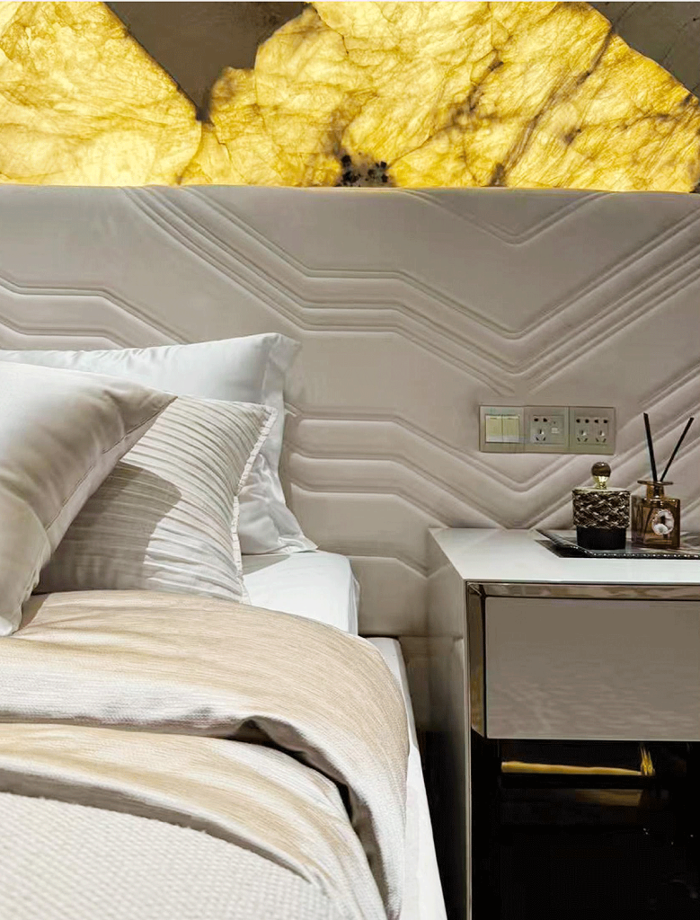 V52 Cream Topographic Wave Bed