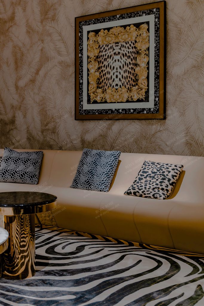 Dorata Empire Champagne Living Suite