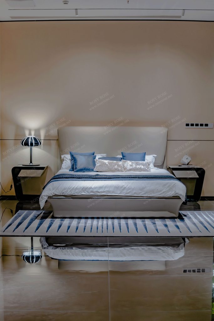 Avorio Royal Winged Leather Bedroom Suite