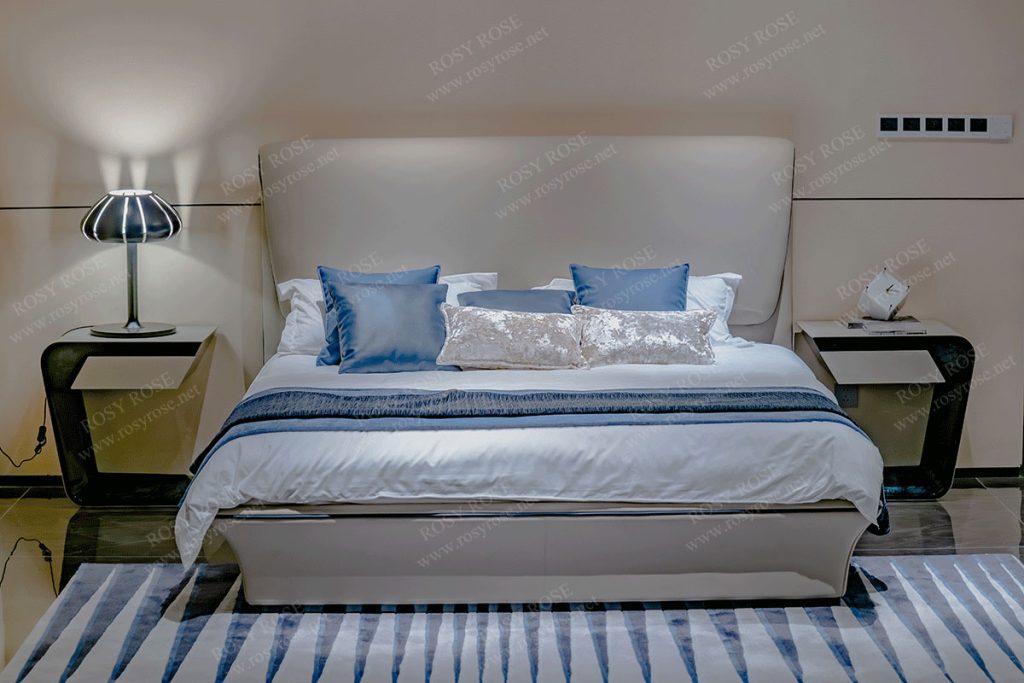 Avorio Royal Winged Leather Bedroom Suite